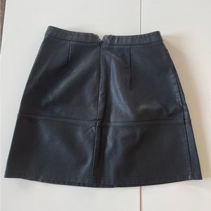 New Look size 4 faux leather skirt